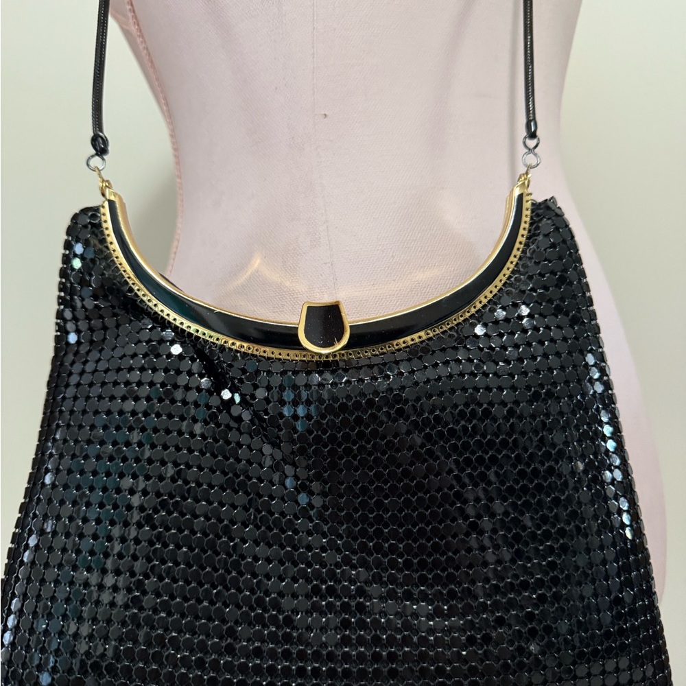 Vintage black mesh metal crossbody evening bag - Picture 2 of 10
